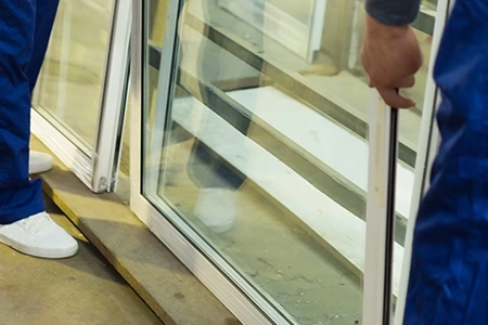 Commercial Glass Repair Technician in Fort Pierce, FL